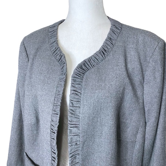 NWT Talbots Gray Ruffle Blazer Open Front Italian Wool Work Suit Jacket 22WP - Picture 4 of 10